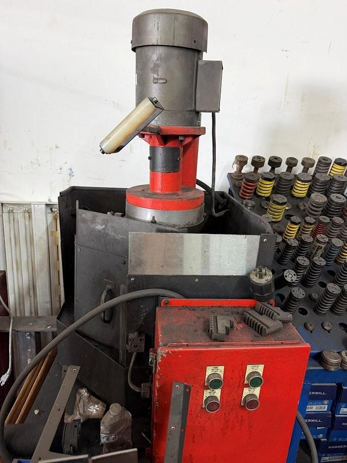 Used Amada TEG-160E Punch & Die Grinder