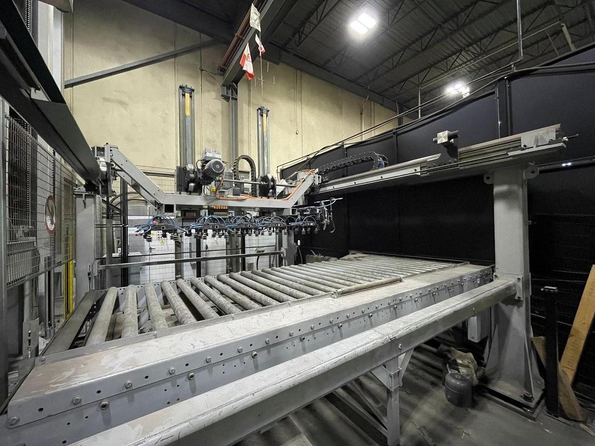 Used 2012 - 22 Ton/2000 Watt Salvagnini SL4 Punch/Laser Combo Machine