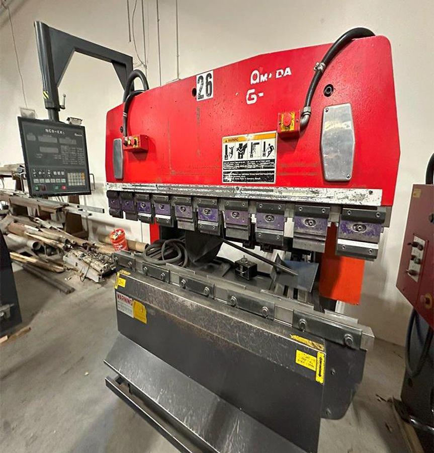 Used 1985 - 55 Ton Amada RG-50 CNC Press Brake