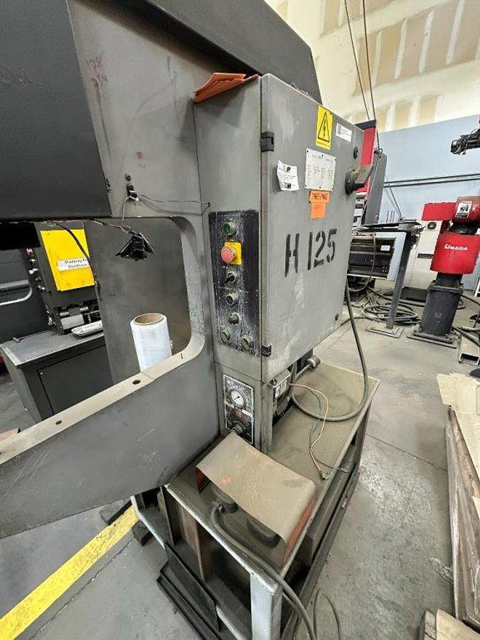 Used 1998 - 8 Ton Haeger 824 Hardware Insertion Press