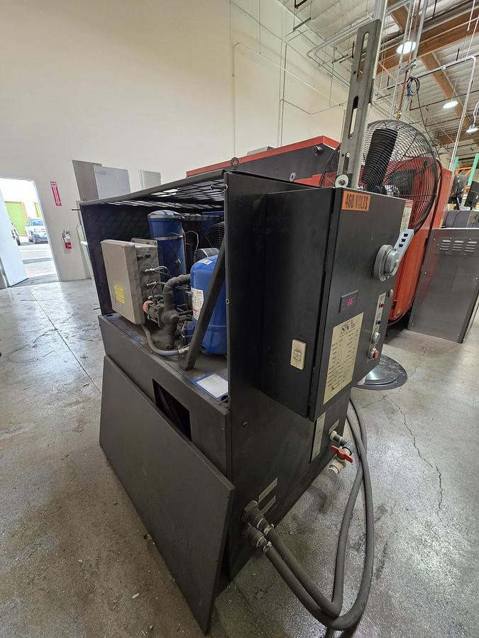 Used 2000 - 22 Ton Amada Vipros 255 CNC Turret Punch