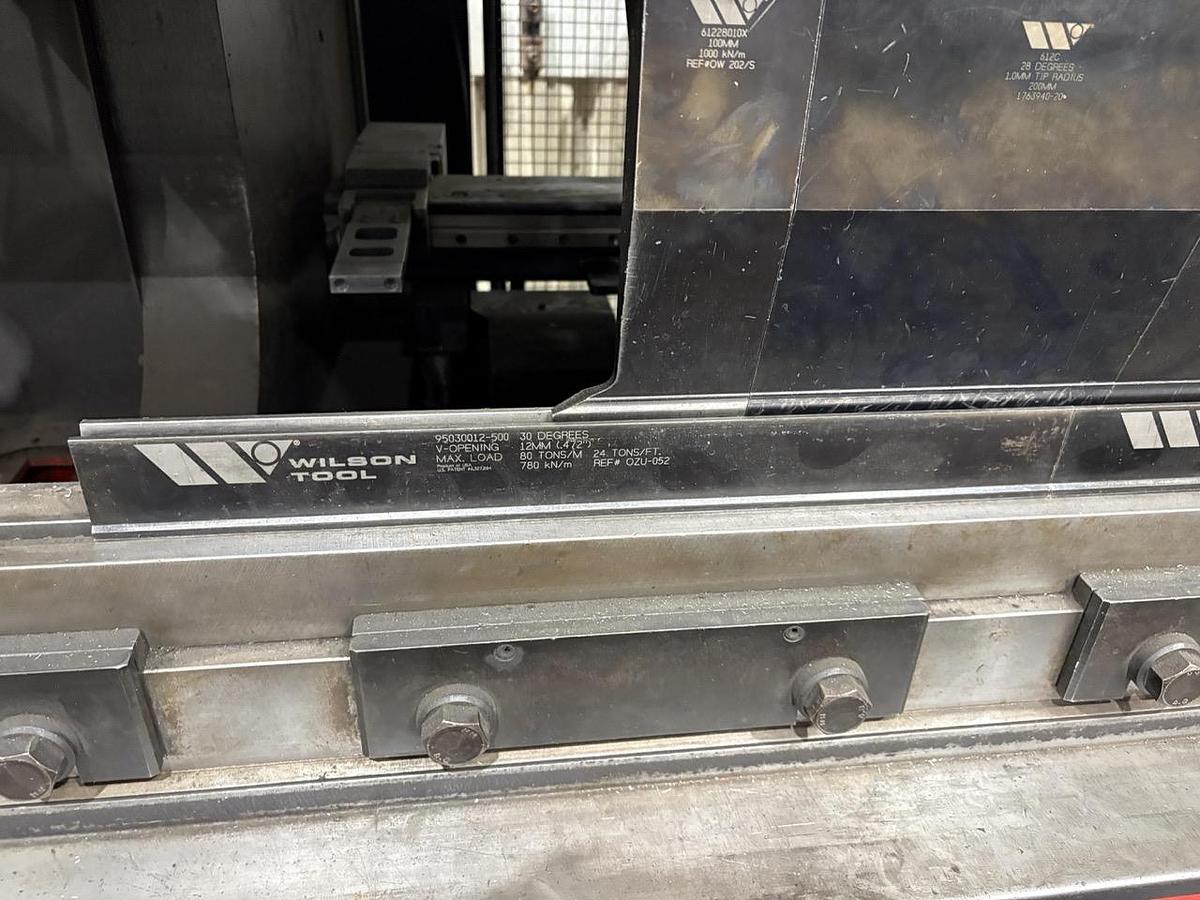 Used 2010 - 242 Ton Amada HDS-2204NT Hybrid Press Brake