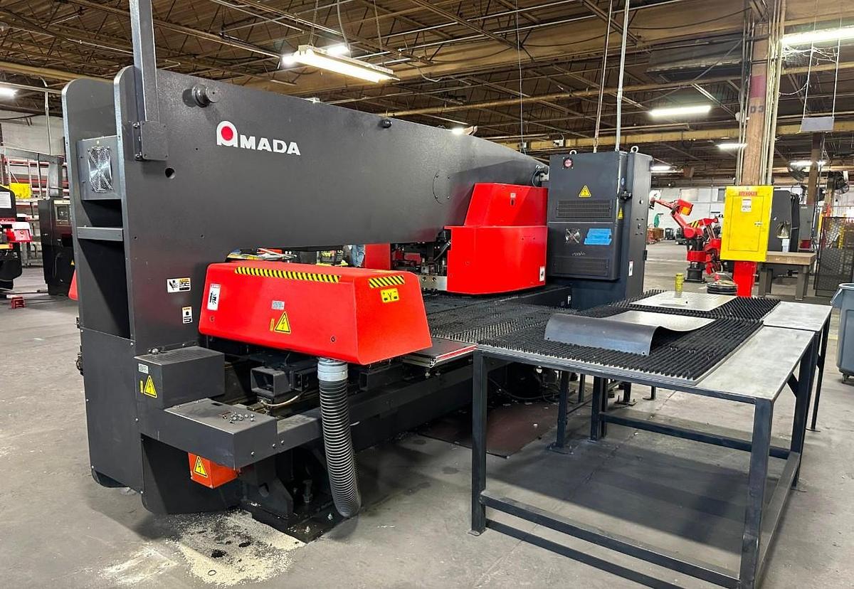 Used 2014 - 22 Ton Amada AE-255NT CNC Servo Driven Turret Punch