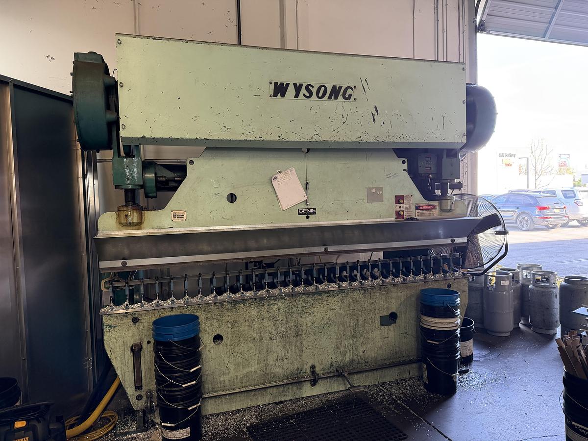 Used 90 Ton x 10' Wysong 90-8 Mechanical Press Brake