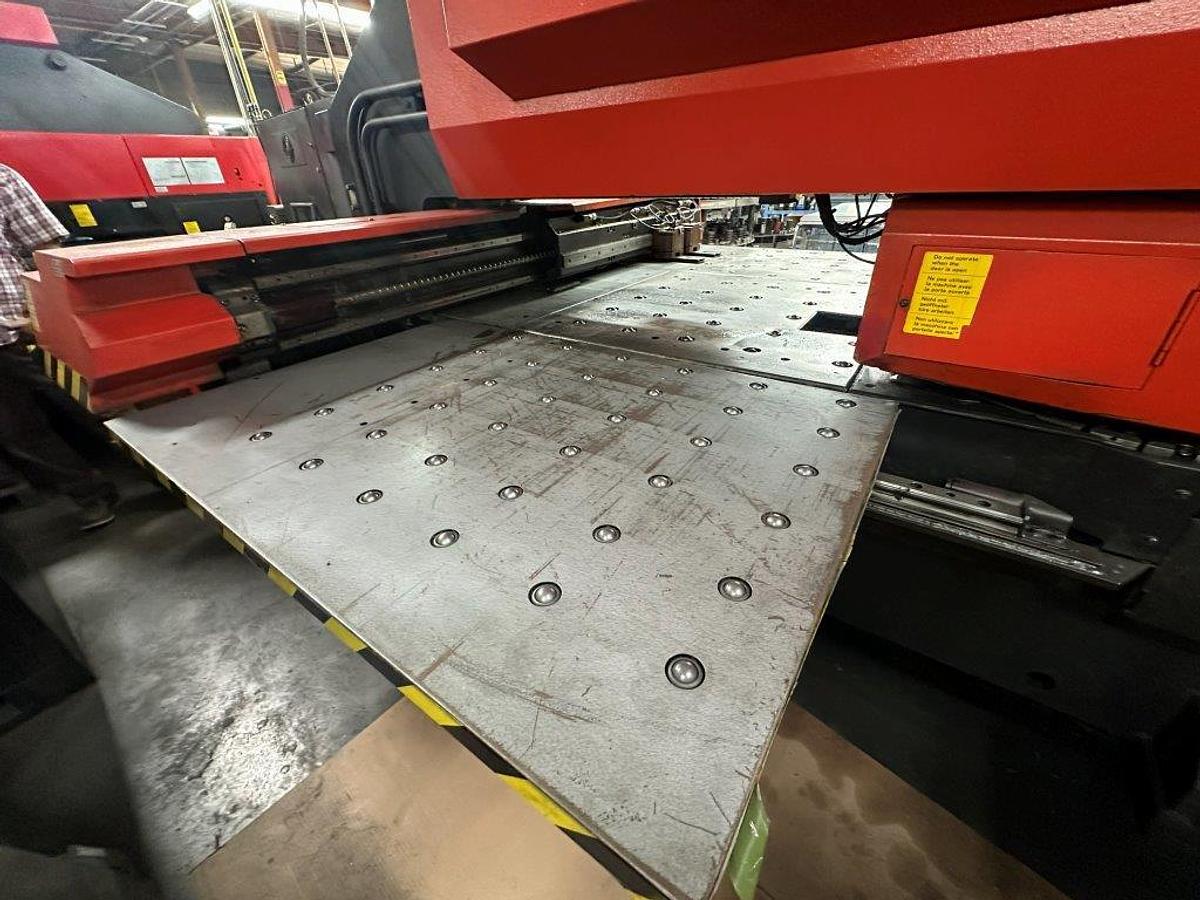 Used 1994 - 33 Ton Amada Pega 345 Queen CNC Turret Punch