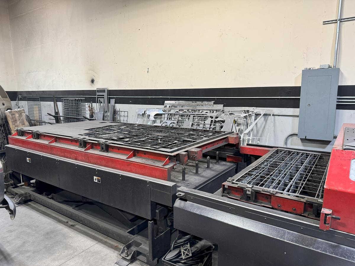 Used 1998 - 2000 Watt Amada Altair LC-3015-B3-EX CO2 CNC Laser