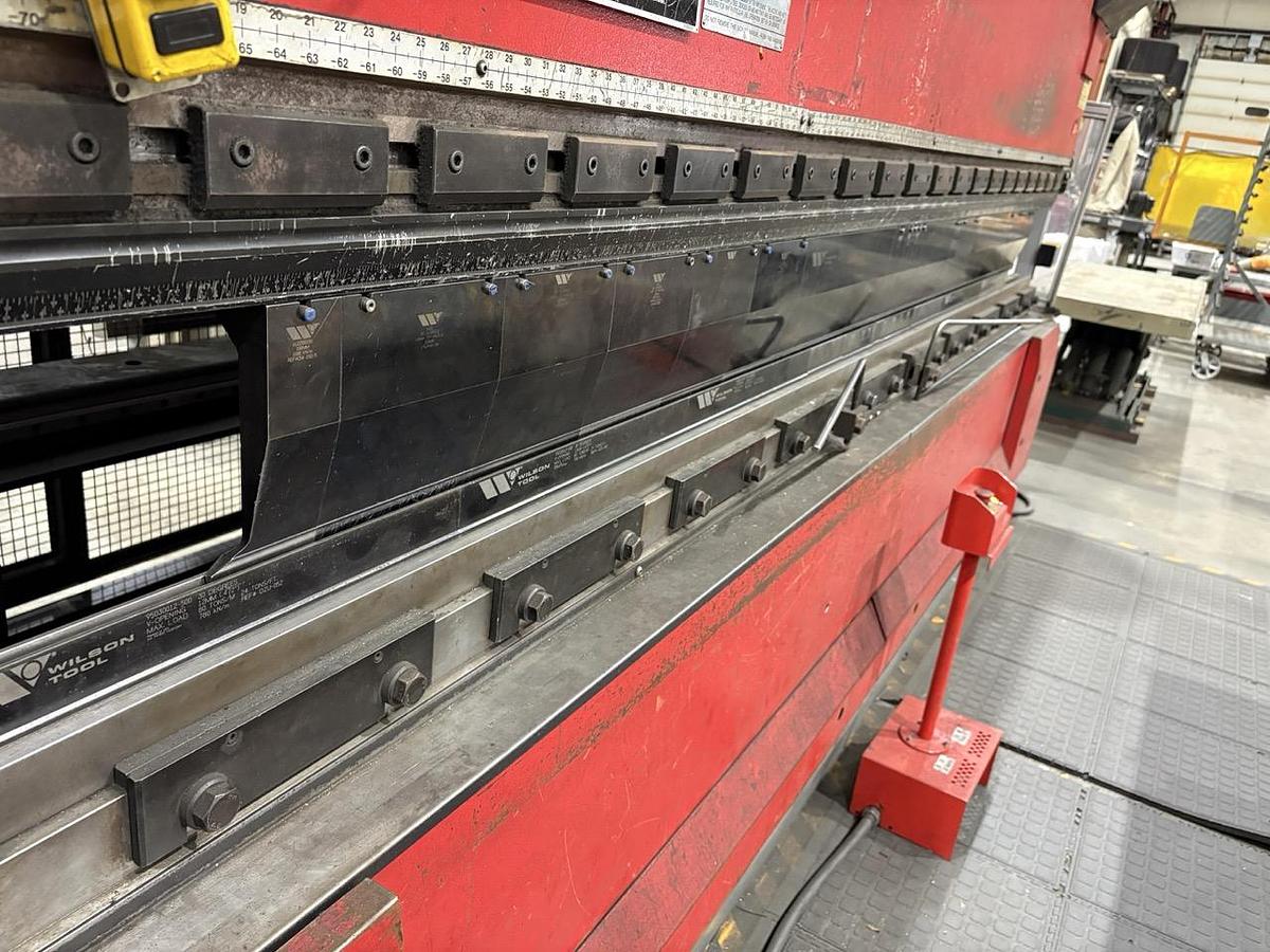 Used 2010 - 242 Ton Amada HDS-2204NT Hybrid Press Brake
