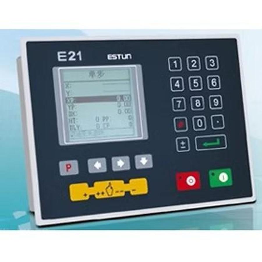 33 Ton x 5' GMC HPB-3305 CNC Press Brake