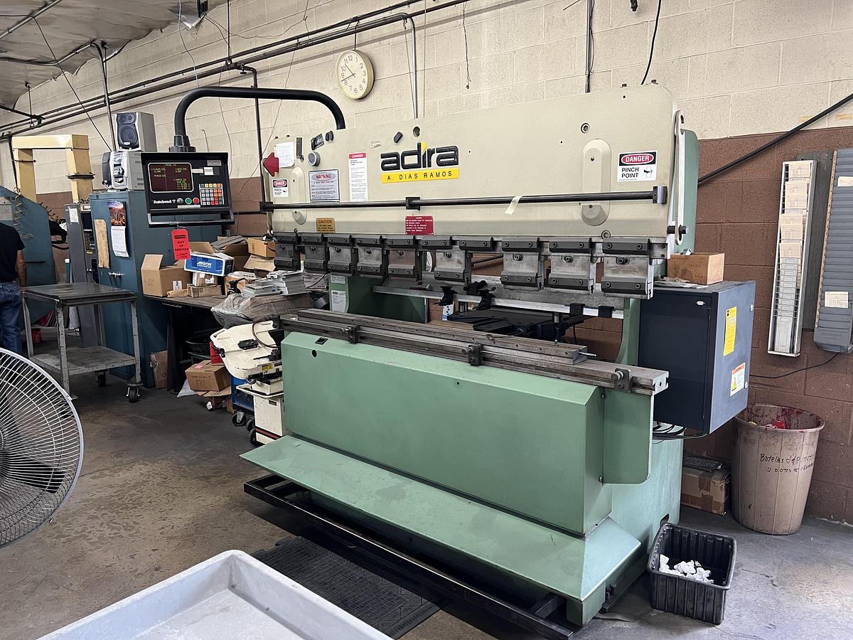 Used 1996 - 35 Ton x 6' Adira AHA-03220 CNC Hydraulic Press Brake