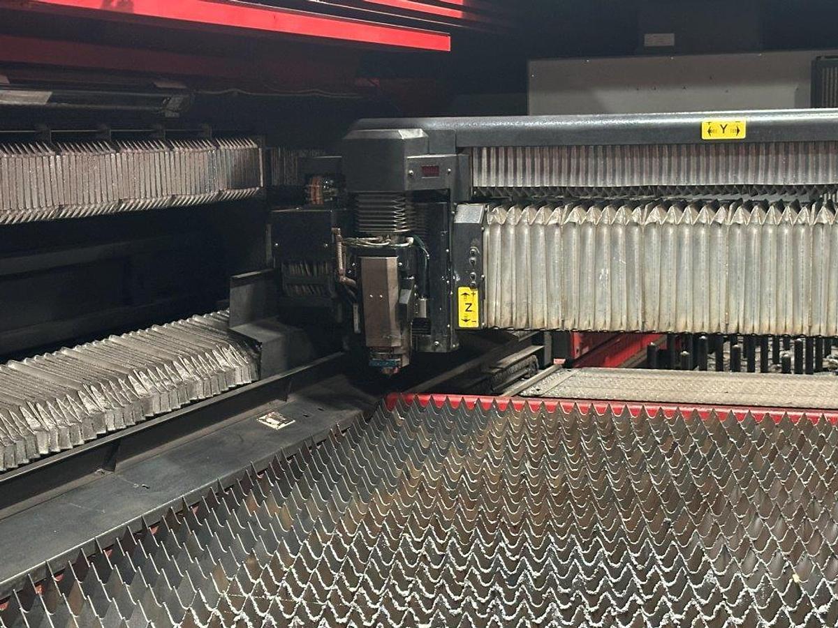 Used 2008 - 4000 Watt Amada LC3015F1-NT CNC CO2 Laser