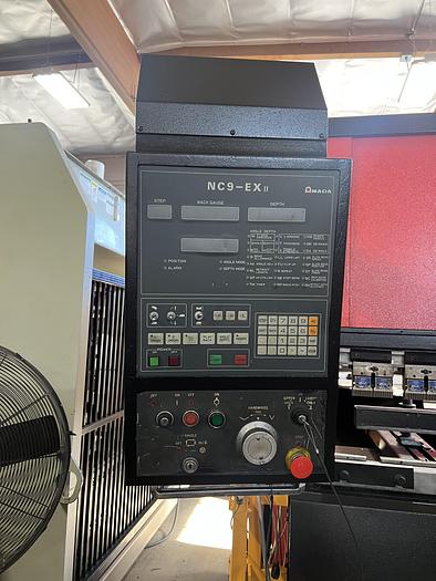 Used 1990 - 138 Ton Amada FBD-1253 CNC Press Brake