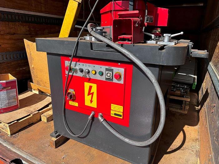 Used 2009 - Amada CSHV-220 Hydraulic Notcher/Coper