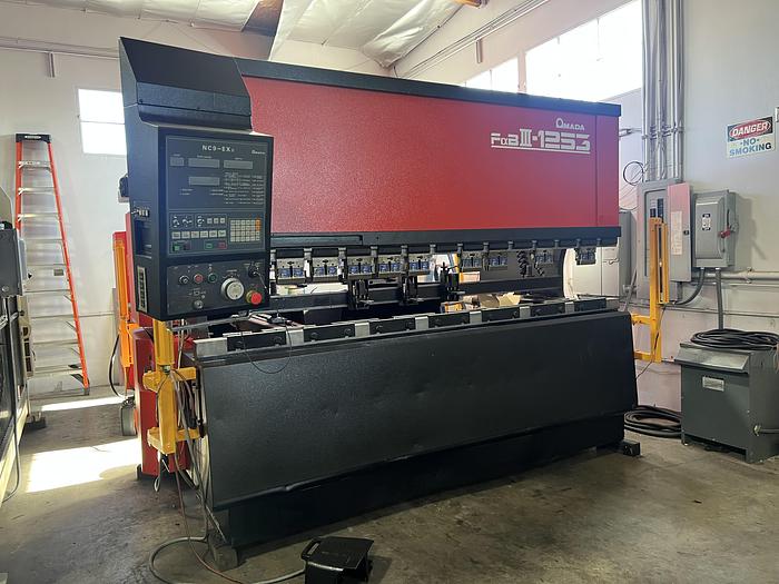 Used 1990 - 138 Ton Amada FBD-1253 CNC Press Brake