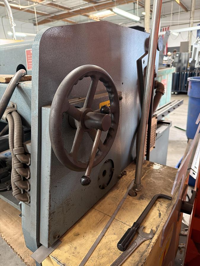 Used 1985 - 11 ga. x 4' Amada S-1232 Mechanical Shear