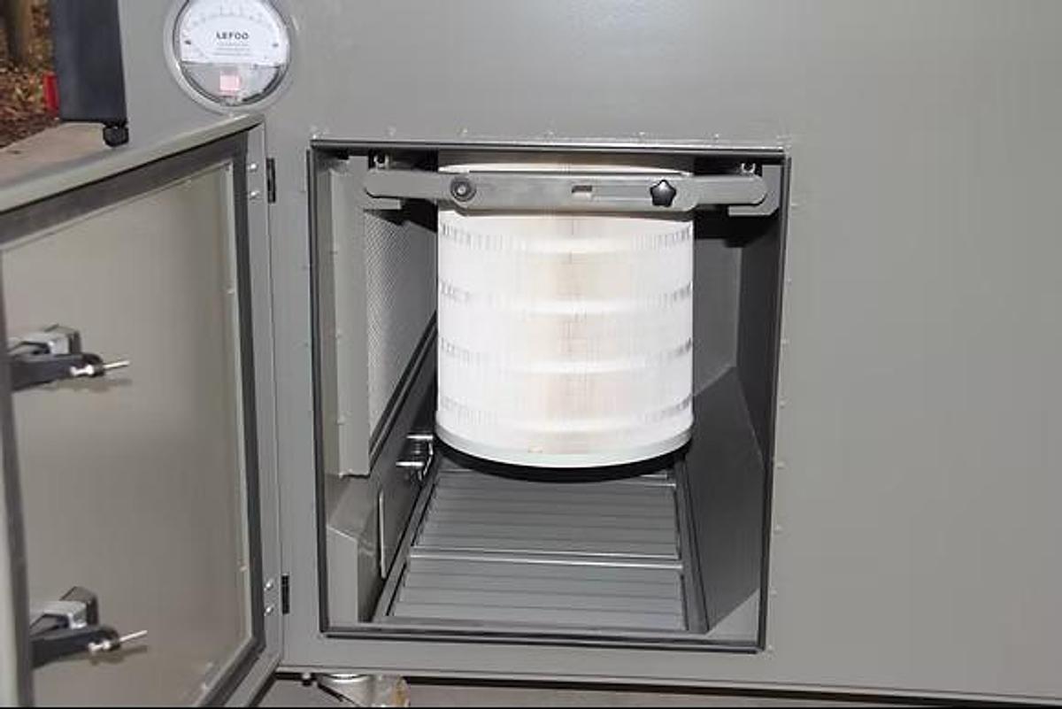 61" x 37" GMC DDT-6137 Metal Downdraft Table