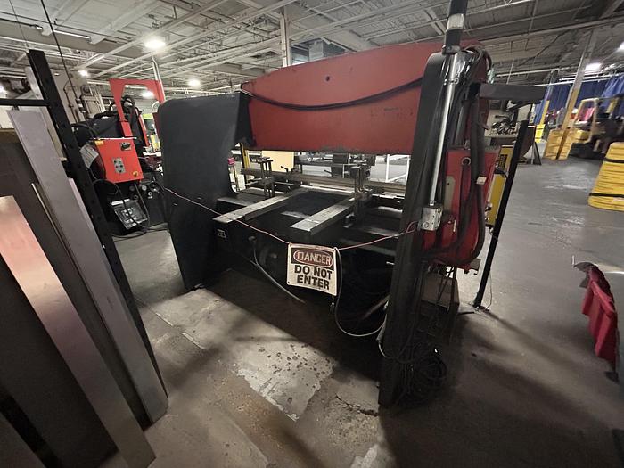 Used 1980 - 88 Ton Amada RG-80 CNC Press Brake