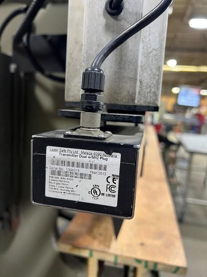 Used 2002 - 175 Ton Accurpress 717512 CNC Press Brake