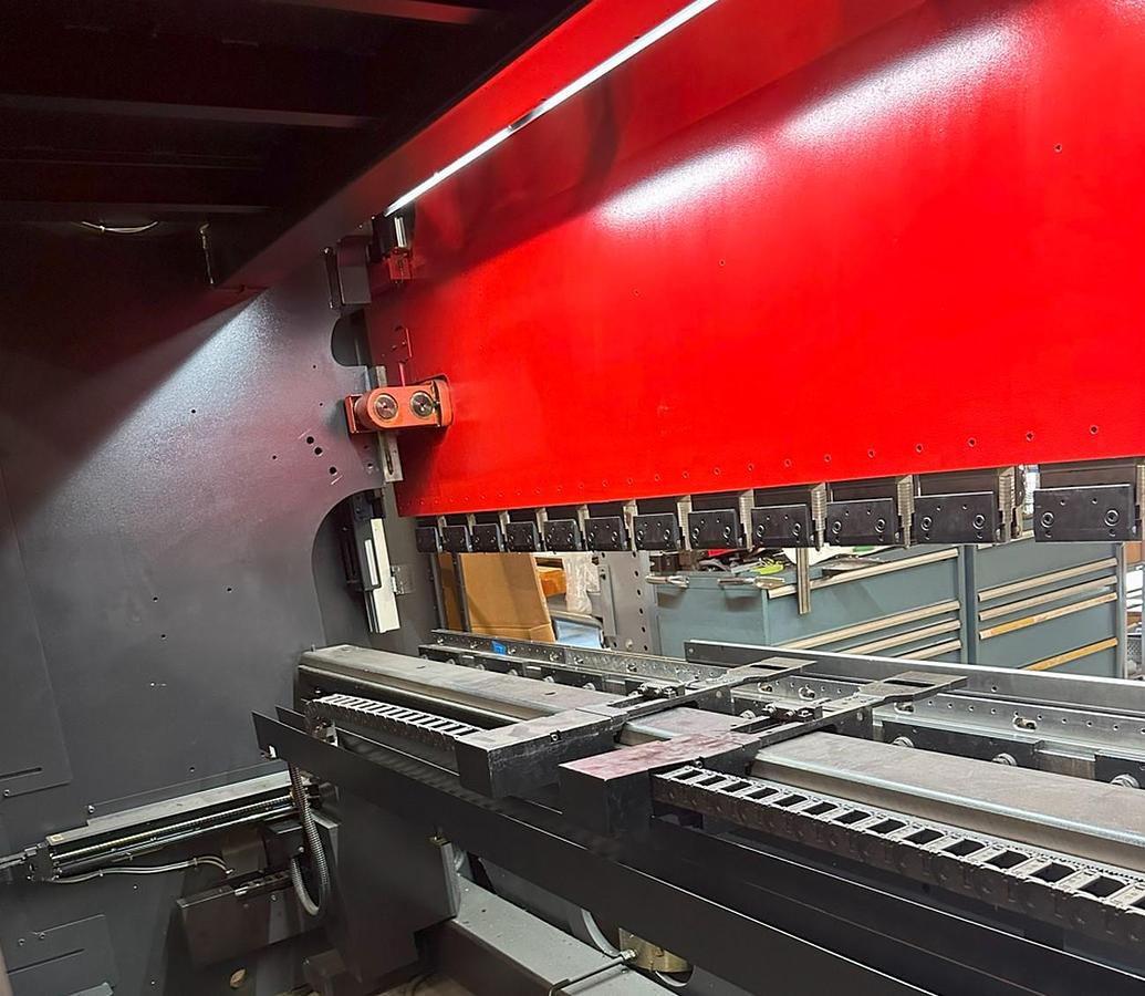 Used 2016 - 242 Ton x 14' Amada HG-2204 CNC Press Brake