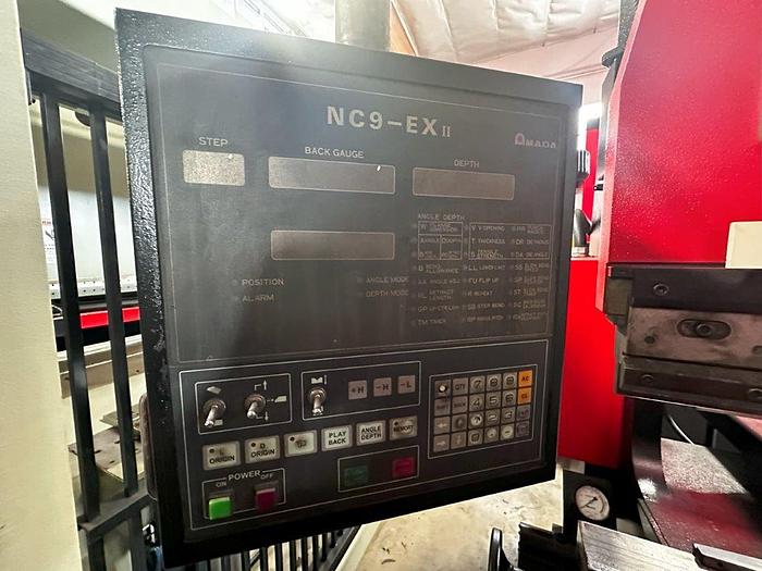 Used 1989 - 110 Ton Amada RG-100 CNC Press Brake