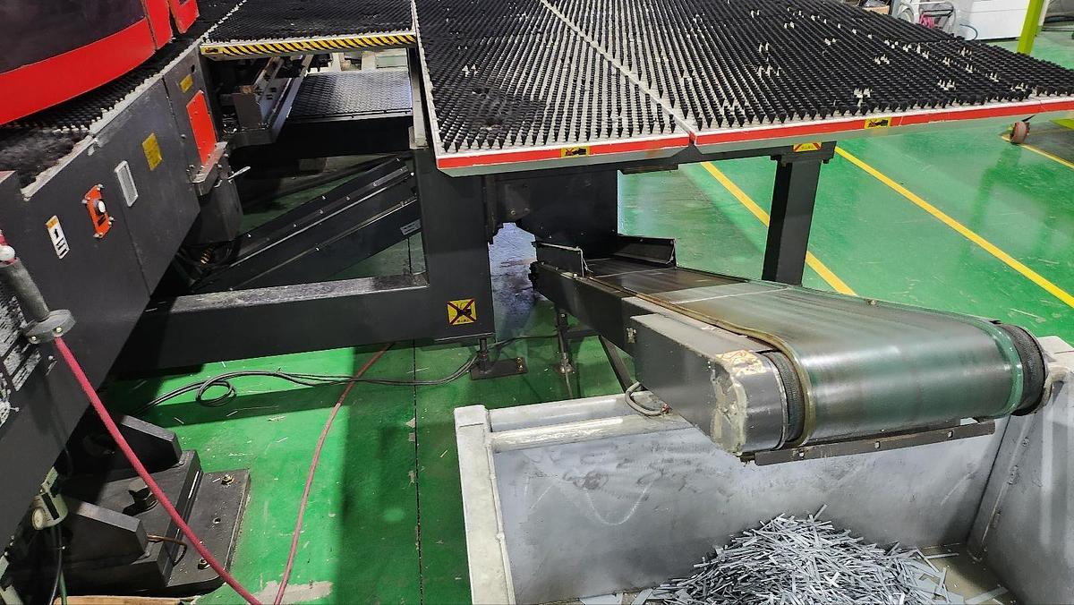 Used 2005 - 22 Ton Amada EM-2510NT CNC Turret Punch w/ASR48M& 7-Shelf Loader