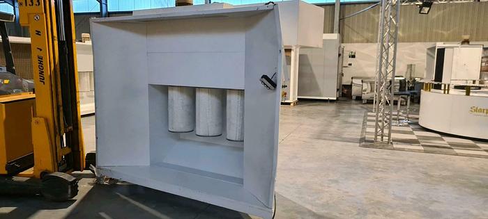Used Powder coating line 3 filters 2150*2200*1800mm