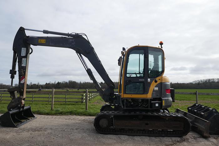 Used 2012 VOLVO ECR88