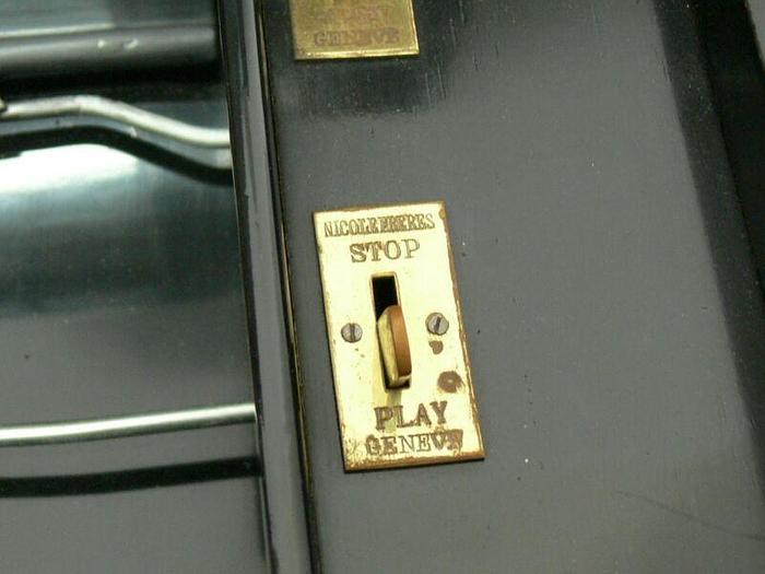 Used *RARE* ANTIQUE MUSIC BOX by Nicole Freres GENEVE w/ Dove Strikers  Circa 1875