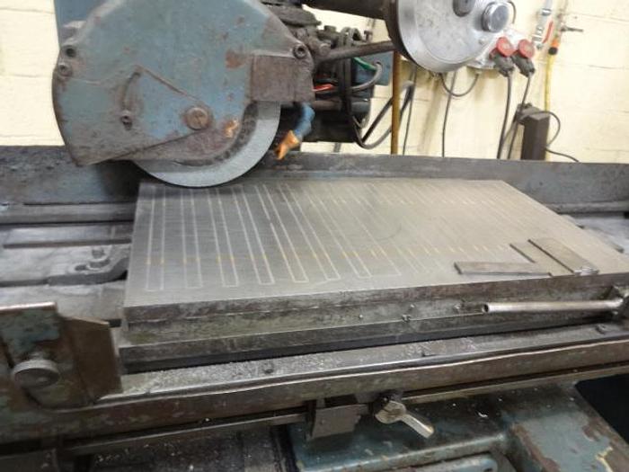 Utilisé Rectifieuse plane JONES – SHIPMAN modèle 1011