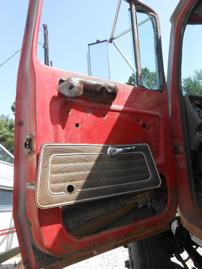 Used 1975 FORD 9000