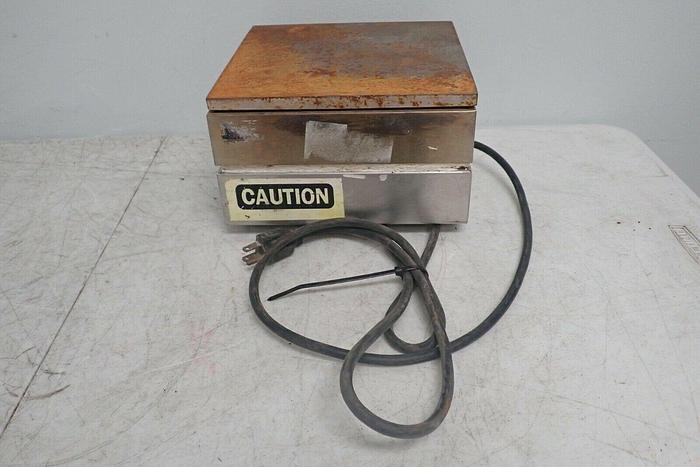 Used Thermolyne Type 2600 Model HP-2625R Hot Plate