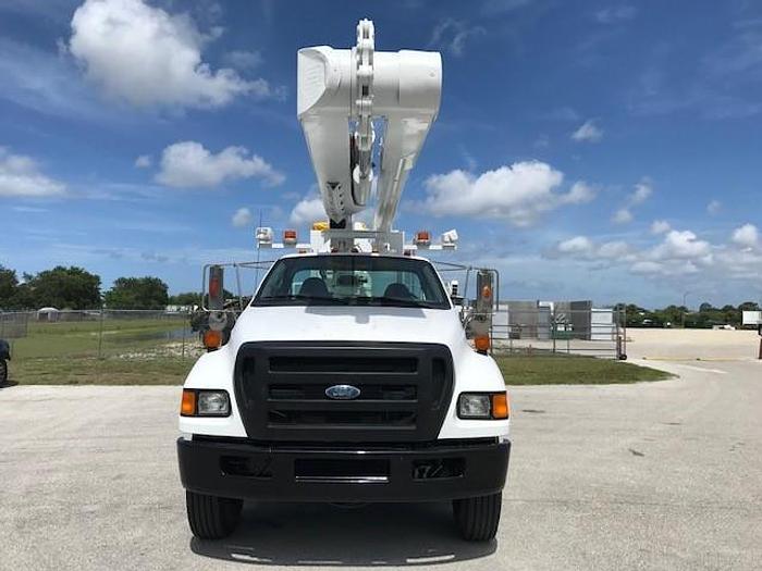 Used 2009 Ford F750 Altec AM55 60ft Over Center Bucket Truck - C94193