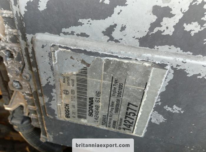 Used 1999 SCANIA R 124 L 420 manual retarder tractor unit