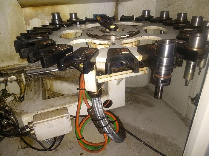 Usato Centro di lavoro FAMU PHS 680