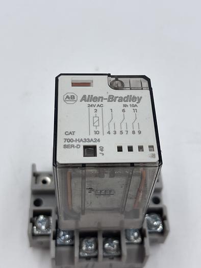 Used Allen-Bradley 700-HN126 Ser A, 700-HA33A24 Ser D 
