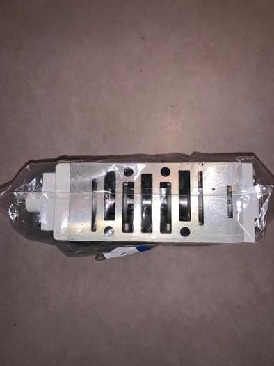 SMC VQ7-8-FG-S-3 valve