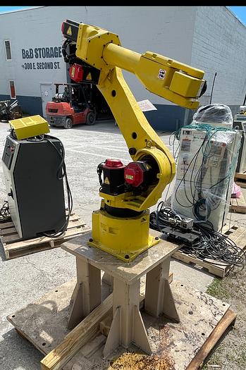 Used FANUC M16iB/20 6 AXIS ROBOT 20 kg X 1667 mm WITH FANUC R30IA CONTROLLER