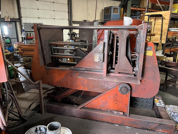 Used CMH  3L TILT POUR MACHINE