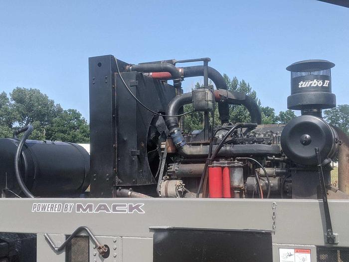 Used 1992 Early 90's LANE 2500 Tub Grinder  2500