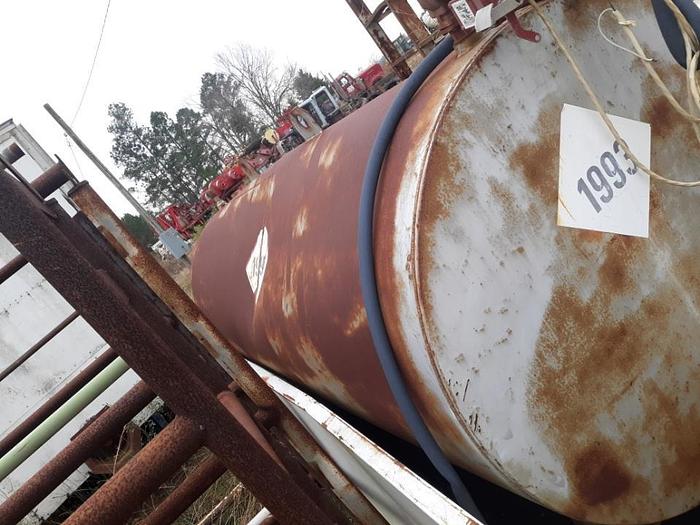 Used USED DIESEL FUEL TANK 122" L X 50" DIAMETER 1,000 GALLONS