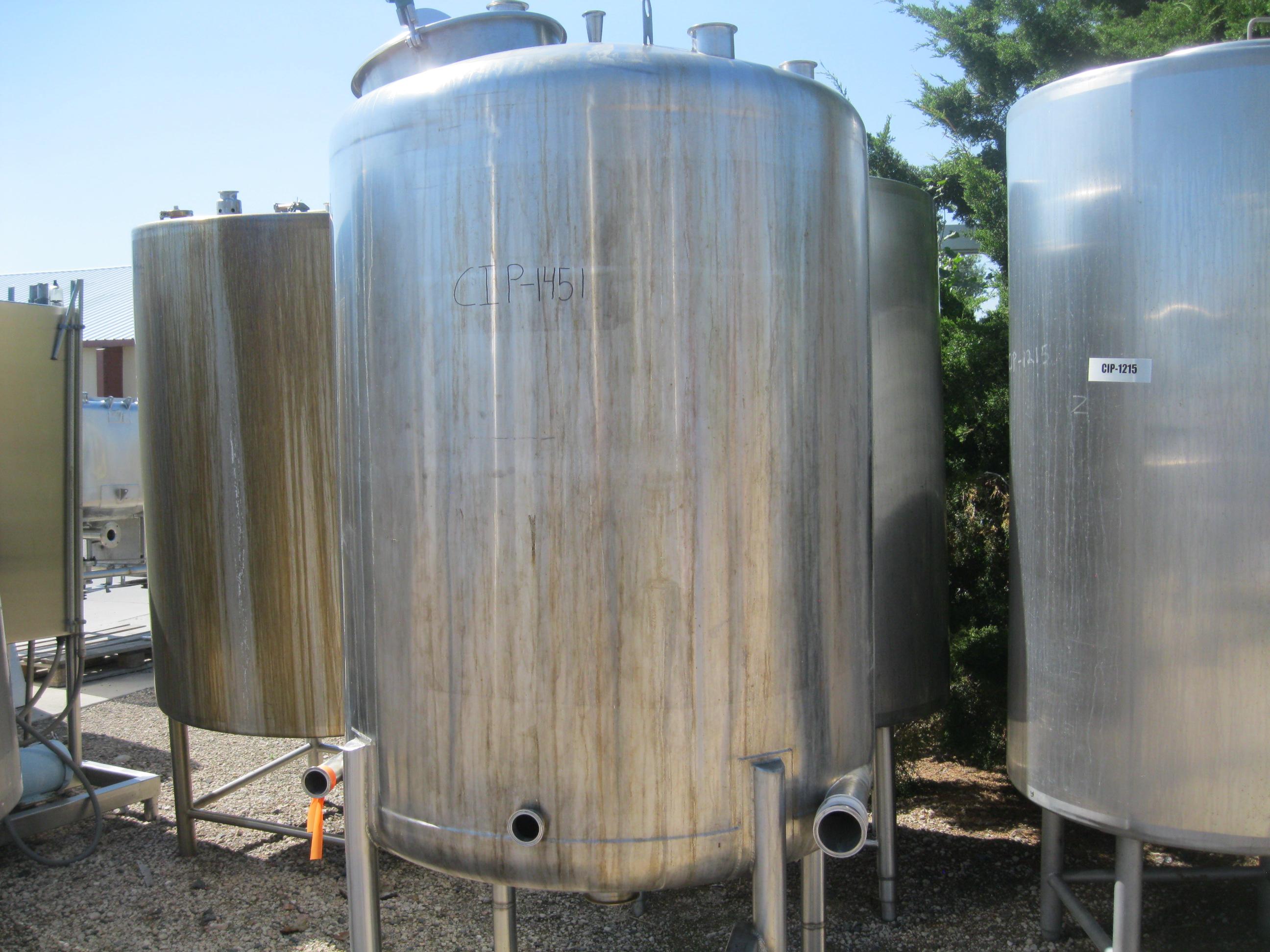Usado 300 GALLON CIP TANK