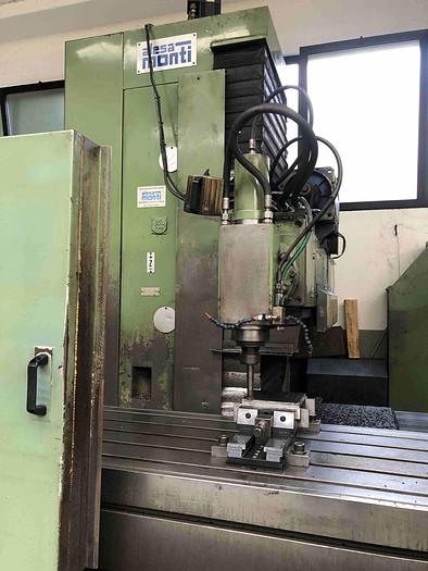 Usata FRESATRICE A MONTANTE MOBILE MONTI M 15 CNC
