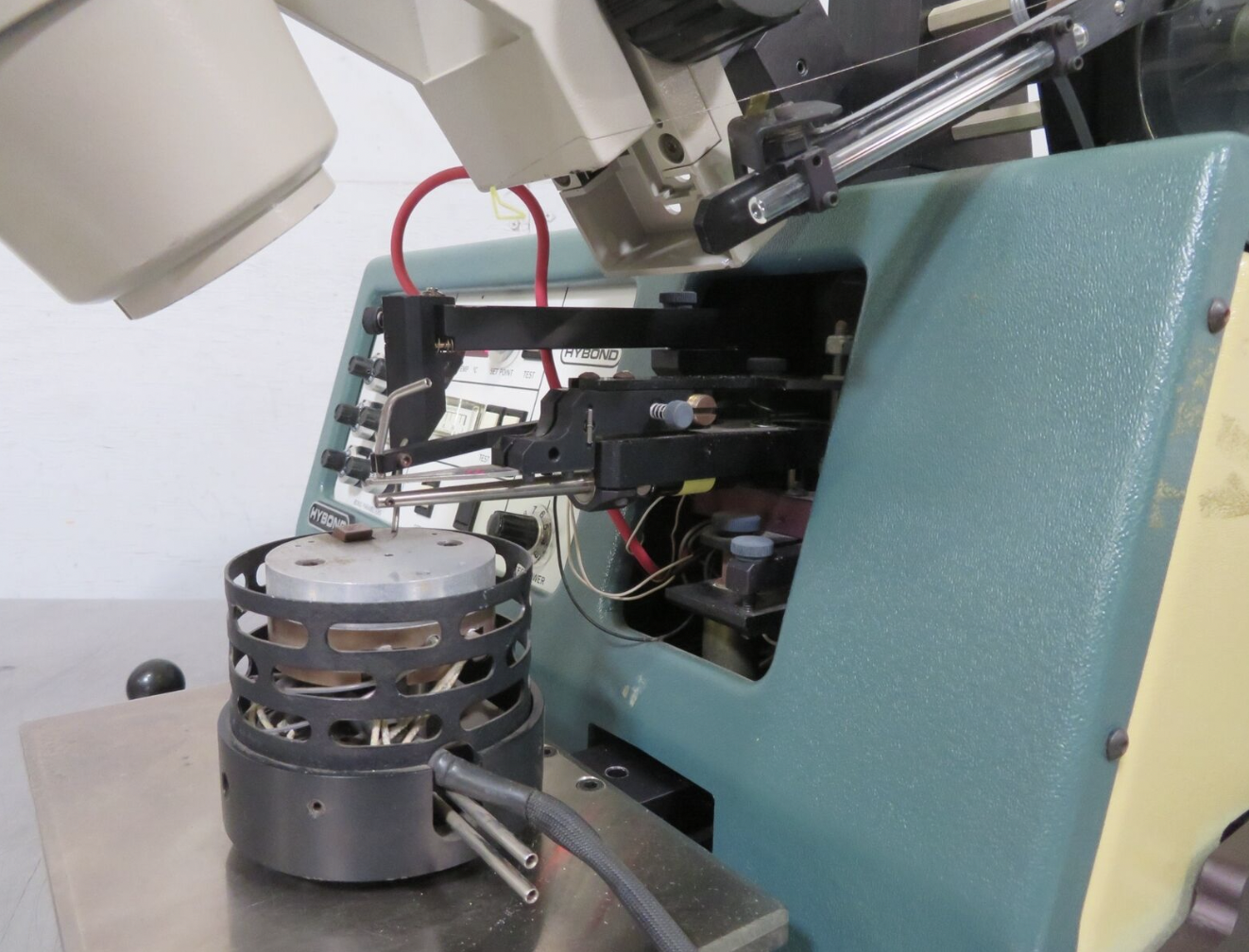 Used Hybond 522 Gold Ball Wire Bonder, SMZ-1, Heated Workholder (refurbished)