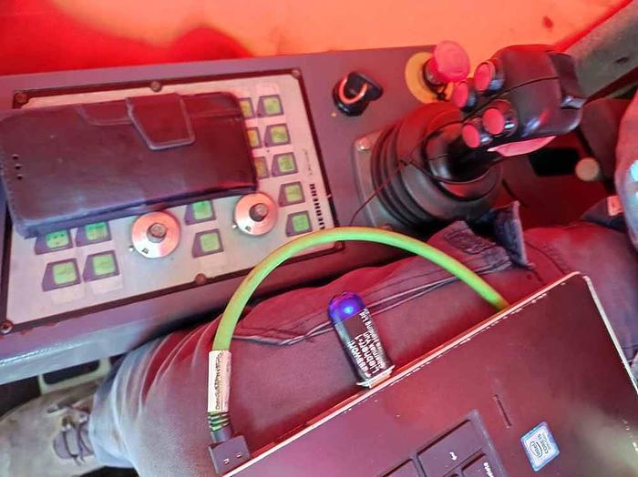 Used 2011 LIEBHERR HS885HD + BAUER CUTTER - 38 METERS