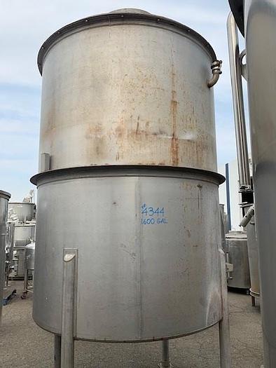 Used 1600 gallon Vertical Stainless Steel Single Wall Tank