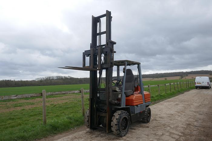 Used 1994 TOYOTA 02-5FD30