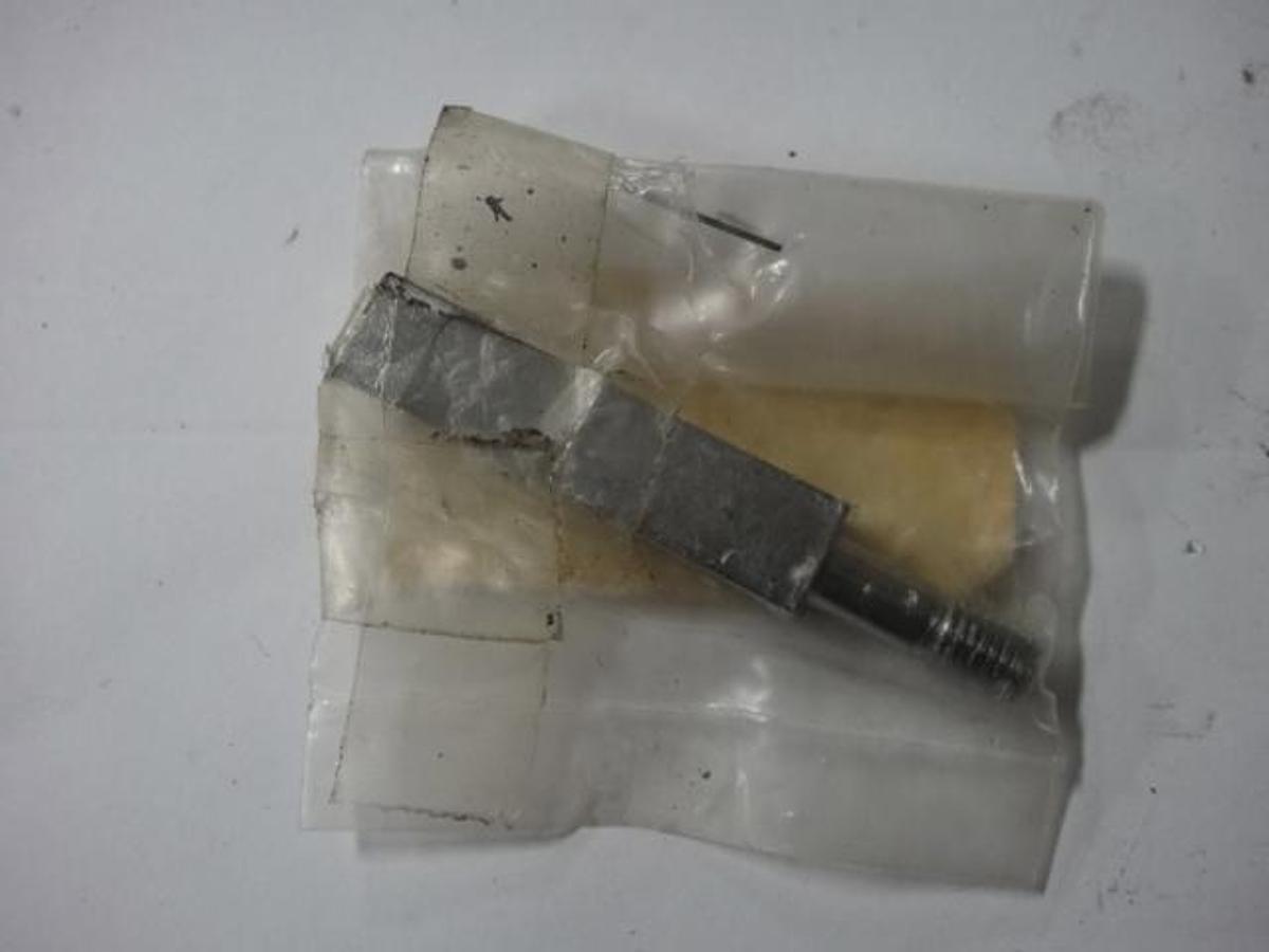 Used Hamada Stud Post THD, Part #I24-16-3