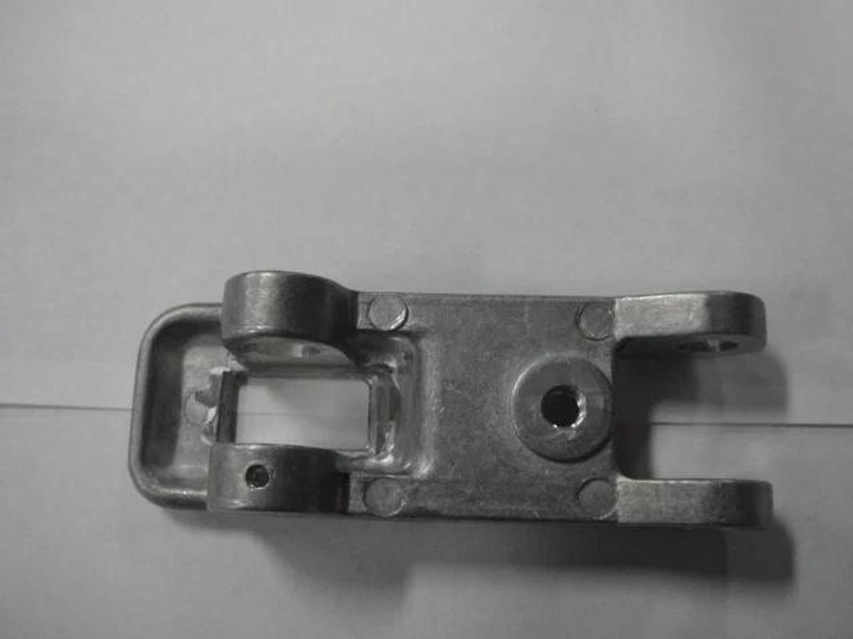 Used Hamada Upper Roller Bracket OPS, Part #H37-20-3
