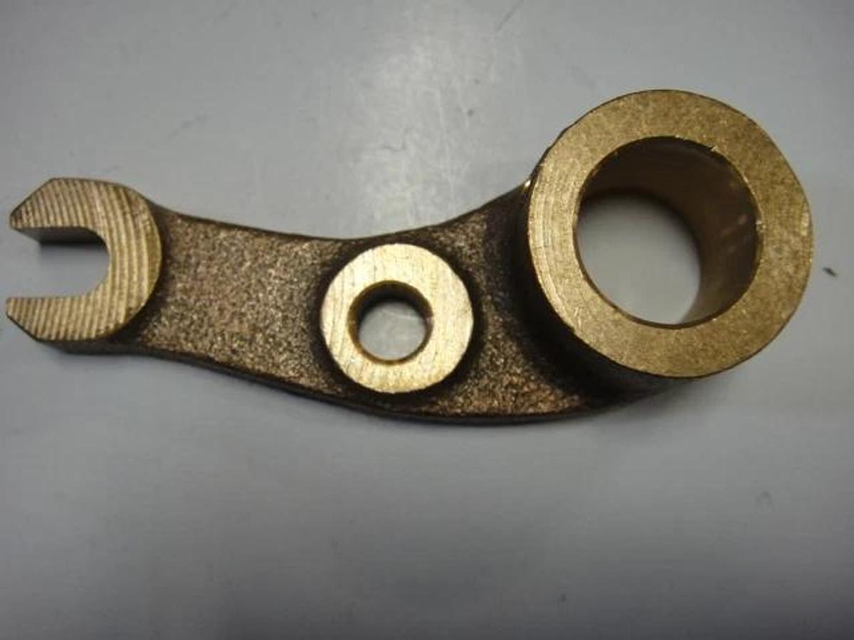 Hamada Ductor Roller Bracket NOPS (Large Hole 14 mm or 0.55"), Part #G05-48-01-3