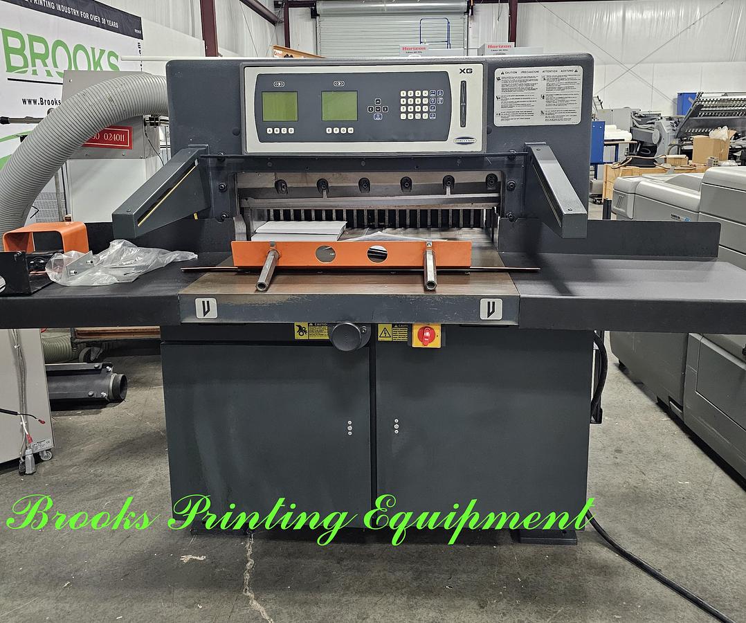 Used Challenge 305 XG, 2009 Video