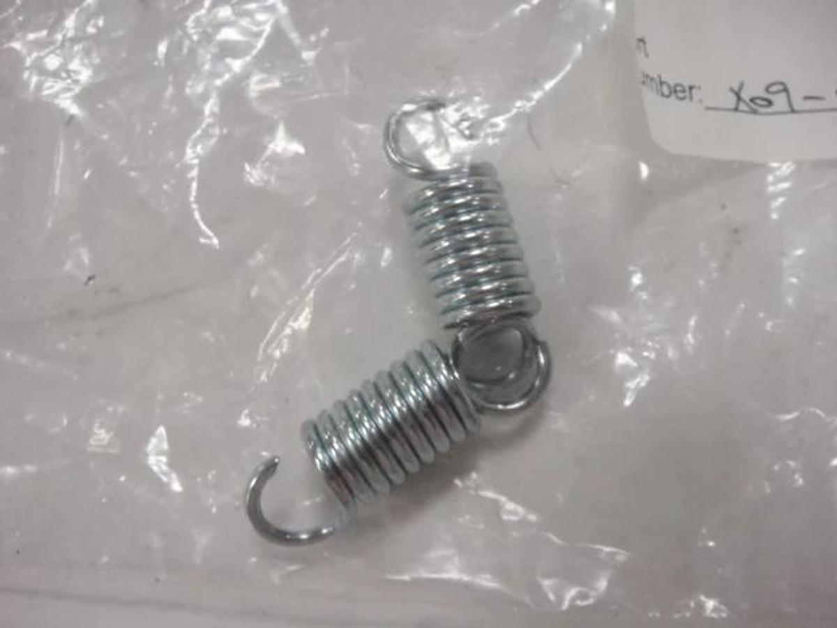 Used Hamada Extension Spring, Part #X09-0101